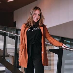 Meet your Posher, Sara